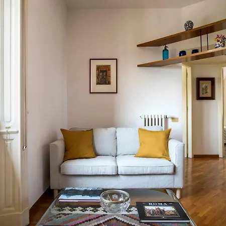 Elegant Floor - Unique View Of Rome's Skyline Tibernestrome